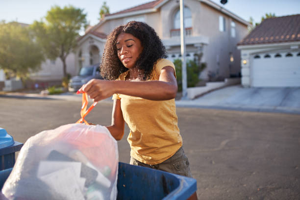 Best Construction Debris Removal  in East Islip, NY