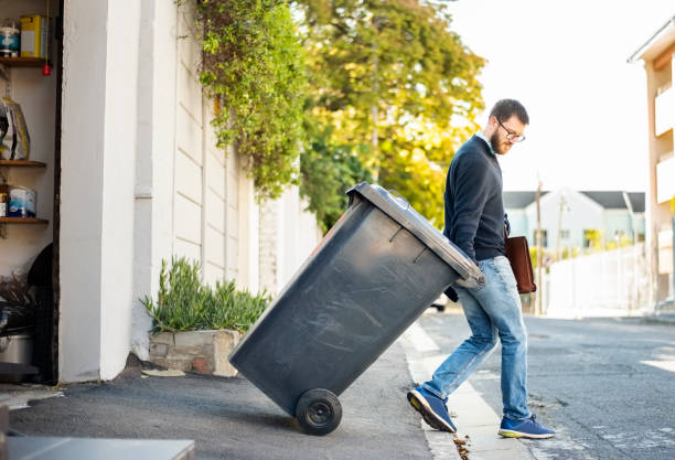 Best Professional Junk Removal  in East Islip, NY
